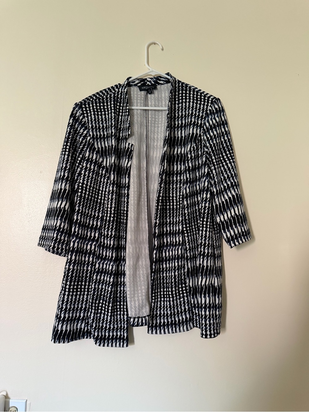 Perceptions Black and White Open-Front Blazer